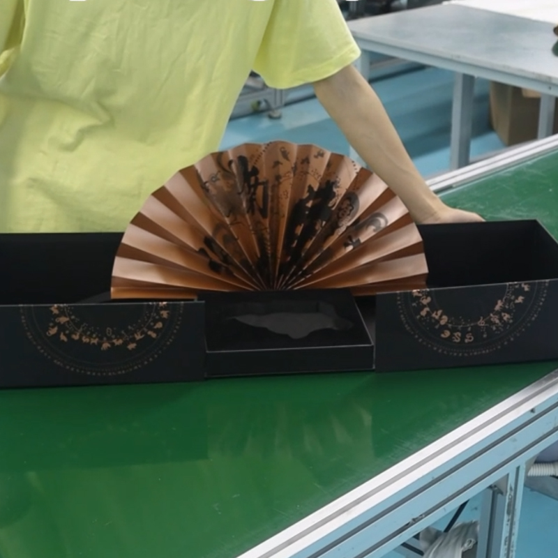Classical folding fan gift box